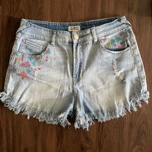 CELEBRITY PINK bohemian shorts